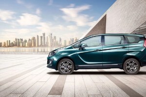 Mahindra Marazzo