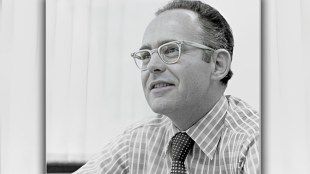 Intel cofounder Gordon Moore dies