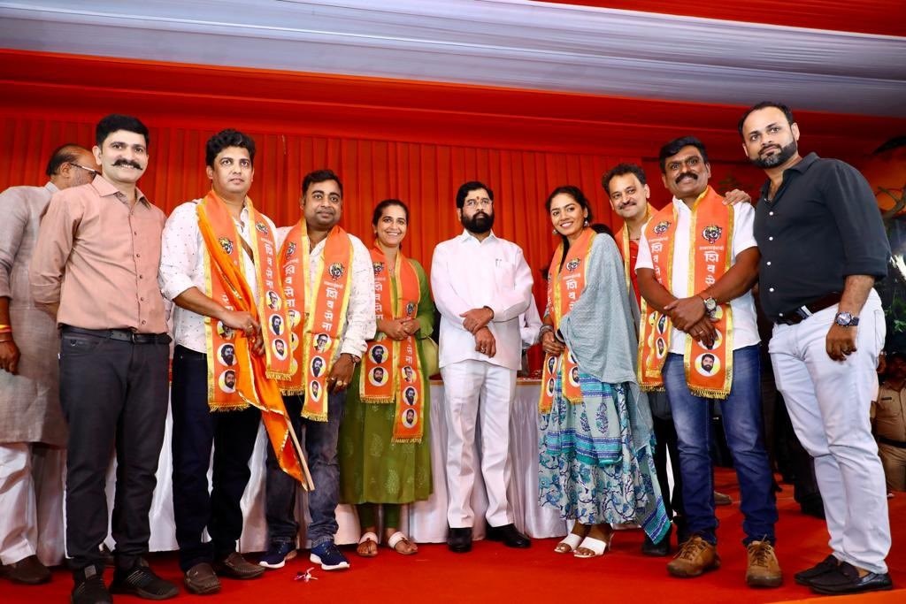 Yogesh Shirsat join Shiv Sena 