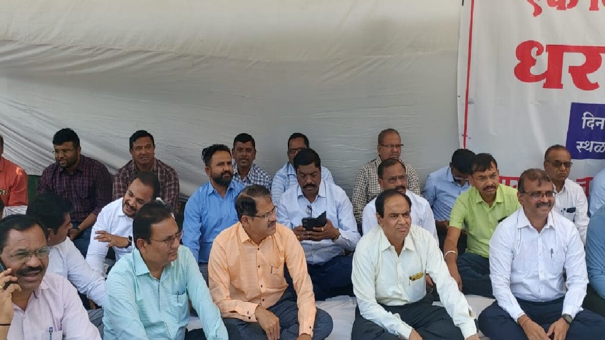 goverment servant in buldhana