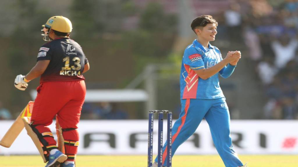 Women’s Premier League 2023 : Watch MI-W vs RCB-W Live Match Updates in Marathi