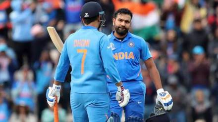 India vs Australia Test Series Ms dhoni and rohit sharma