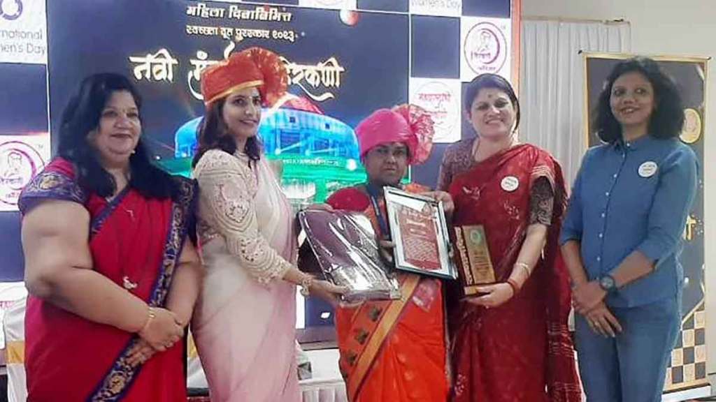 special honor to 32 women sanitation workers