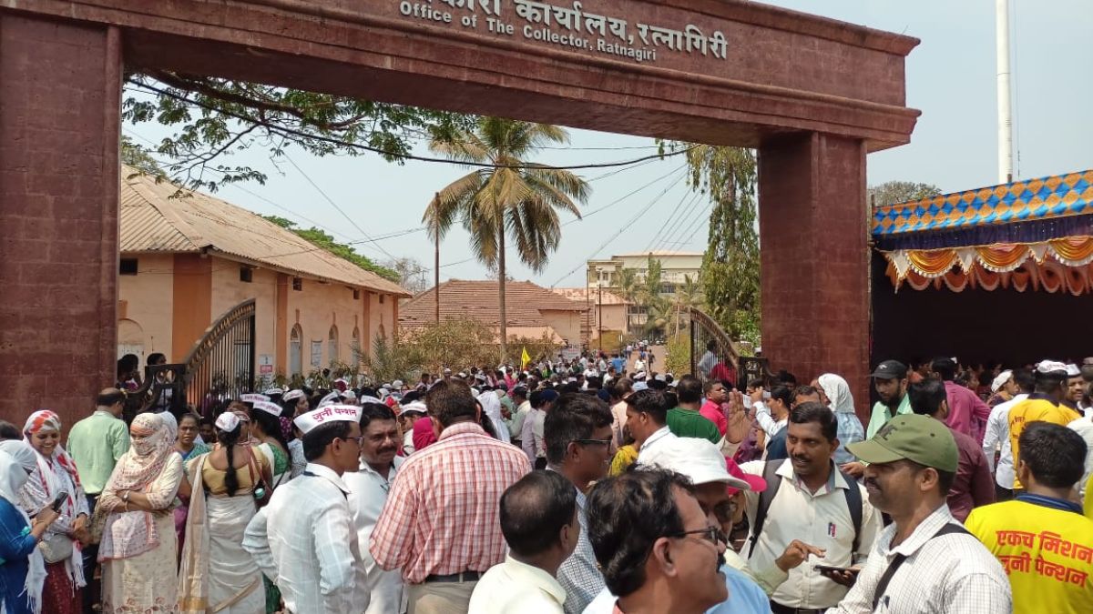 pension strike ratnagiri
