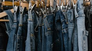 Worlds oldest jeans levis blue jens