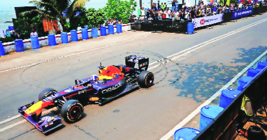 formula 1 racing car