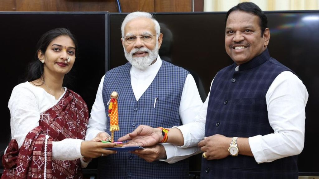 ramila latpate-pm narendra modi