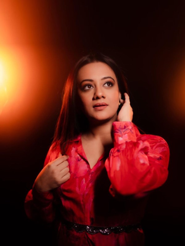 spruha joshi