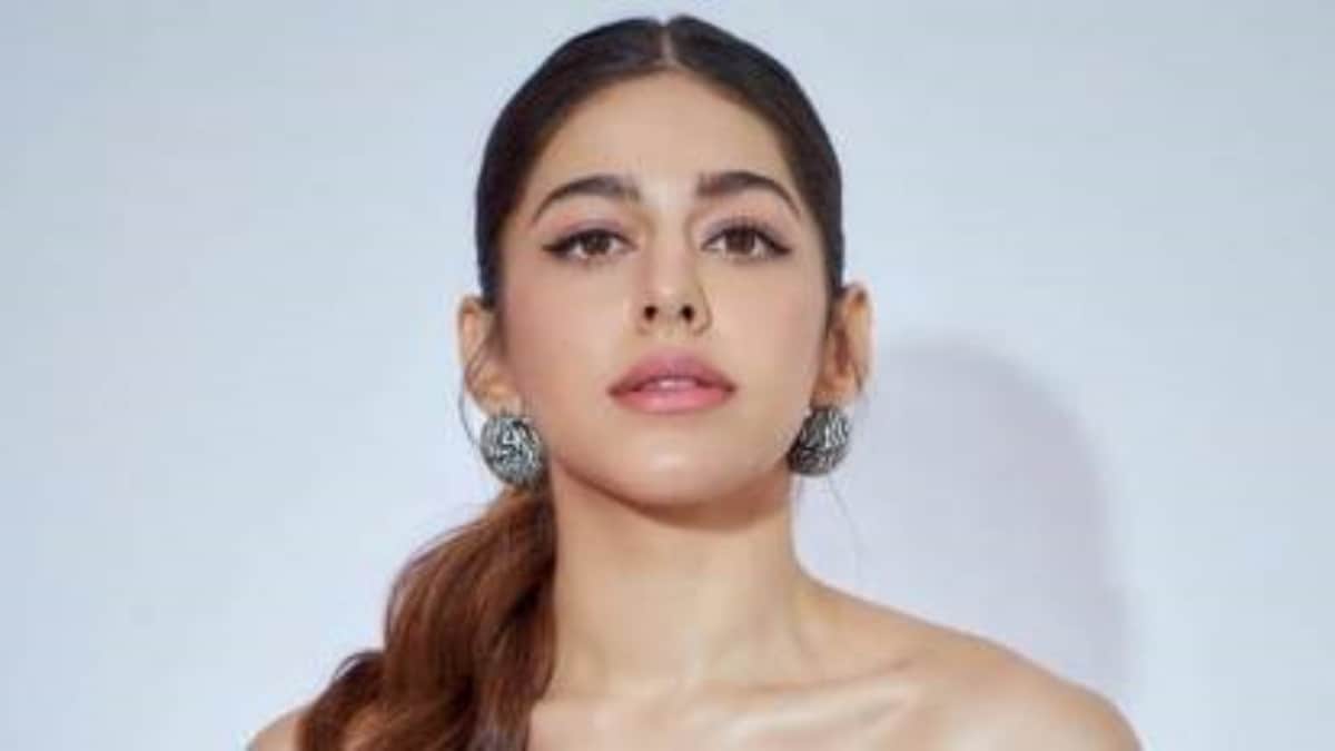 Alia Furniturewalla