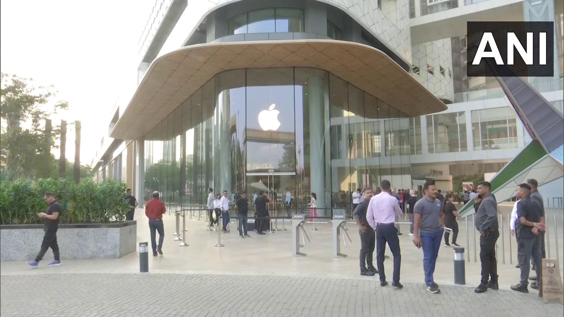 Apple First Retail Store in BKC Mumbai India