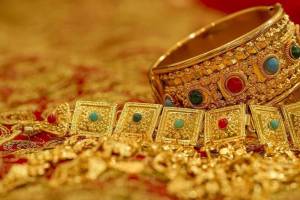 Gold-Silver Price on 28 September 2023: चला खरेदीला! सोनं झालं स्वस्त, १० ग्रॅमचा भाव ऐकून ग्राहकांच्या उड्या Gold Silver Price