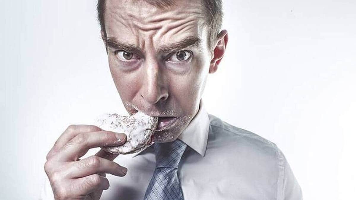 always feeling hungry after eating 6 reasons why you are always hungry