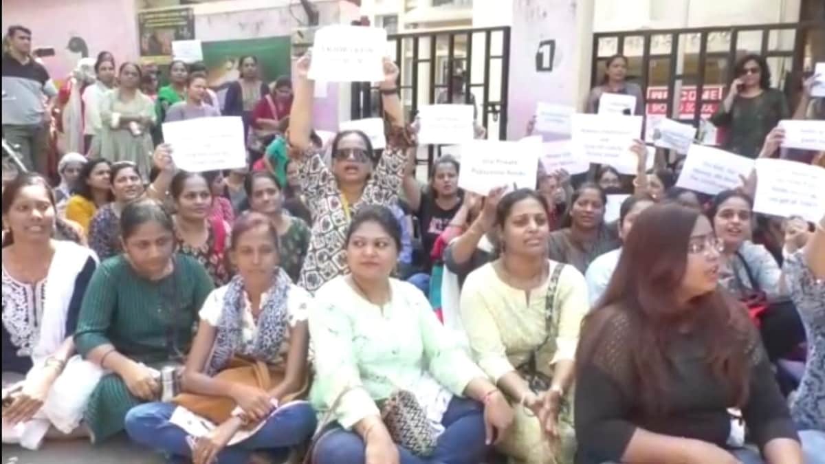 illegal fee hike in Navi Mumbai