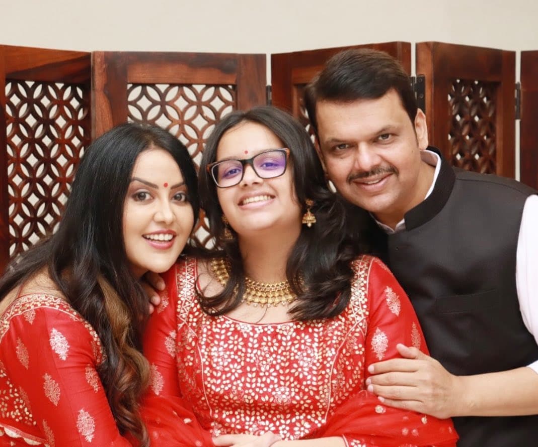 amruta fadnavis 16