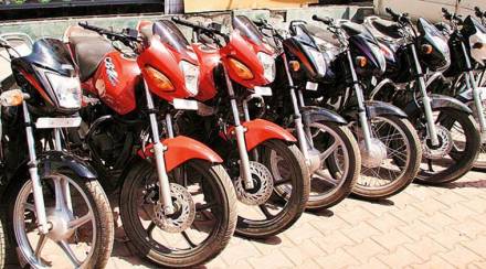 thane gavdevi two-wheeler parking lot close