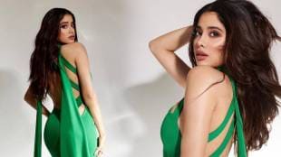 janhvi-kapoor-hot-look