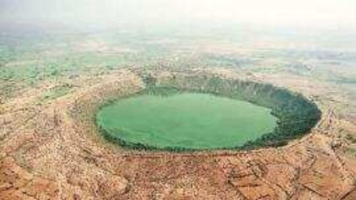 lonar lake