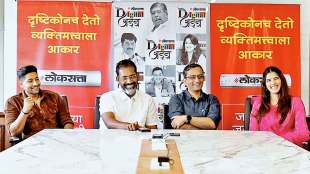 ghar banduk biryani director nagraj manjule with star cast in loksatta office for movie promotion