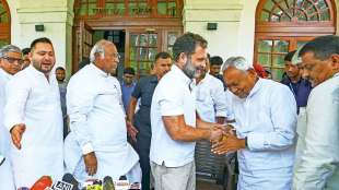 bihar cm nitish kumar long discussion with congress chief mallikarjun kharge and rahul gandhi on upcoming lok sabha elections