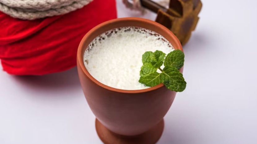 why should drink buttermilk in summer (फोटो सौजन्य : फ्रिपीक)