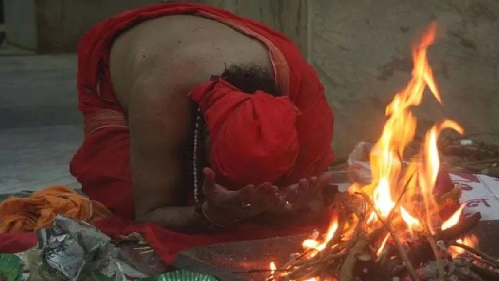 An attempt at Aghori Vidya in Tasgaon Cemetery