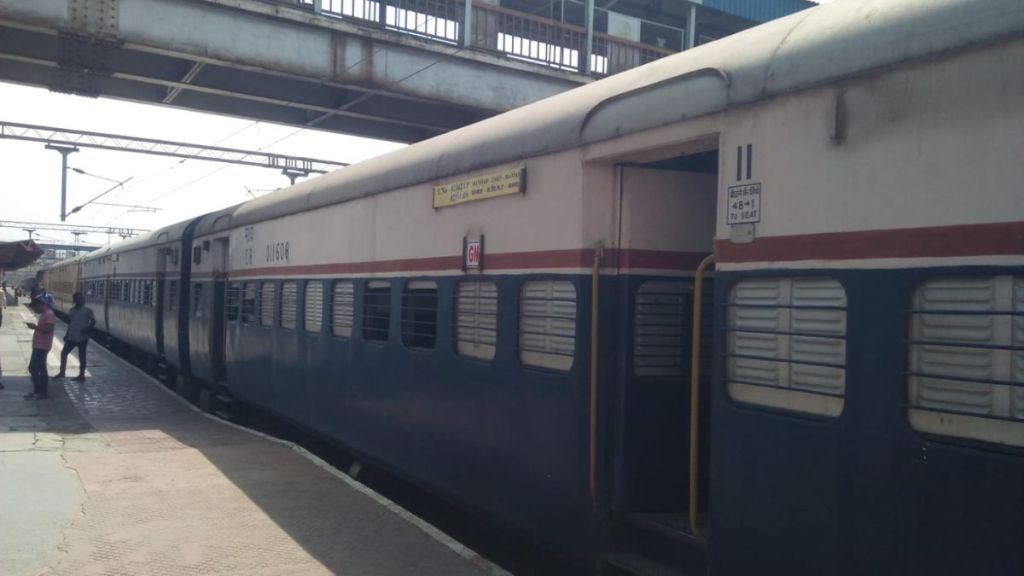 Bhusawal-Pune Hutatma Express