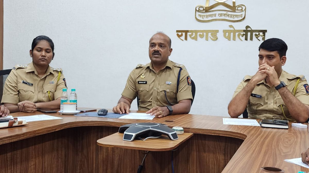 Clerk of District Surgeon arrested