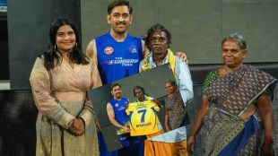 Dhoni meets the team of Oscar winning documentary The Elephant Whisperers CSK jersey given as a gift