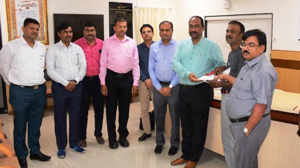 Mahavitaran officials help in nagpur