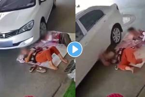 Car run over people sleeping on road car hit