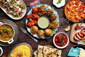 How do you keep food from spoiling in summer