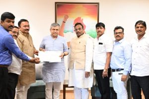 Request to Railway Minister to change station names