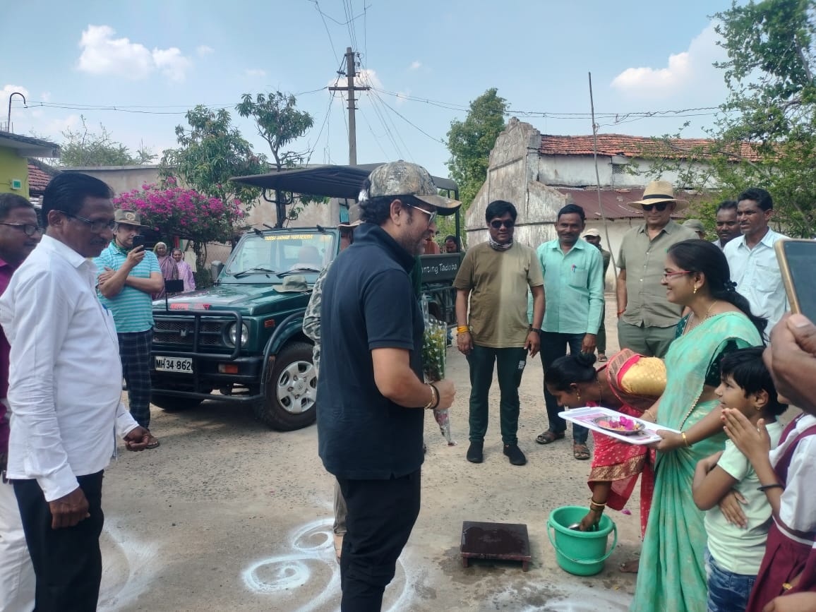 Sachin Tendulkar Tadoba Gifts For Students