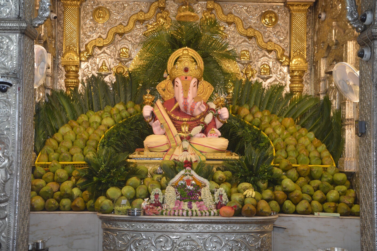 Shreemant Dagadusheth Halwai Ganapati Pune