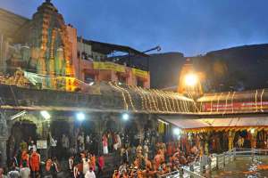 controversy trimbakeshwar temple in nashik