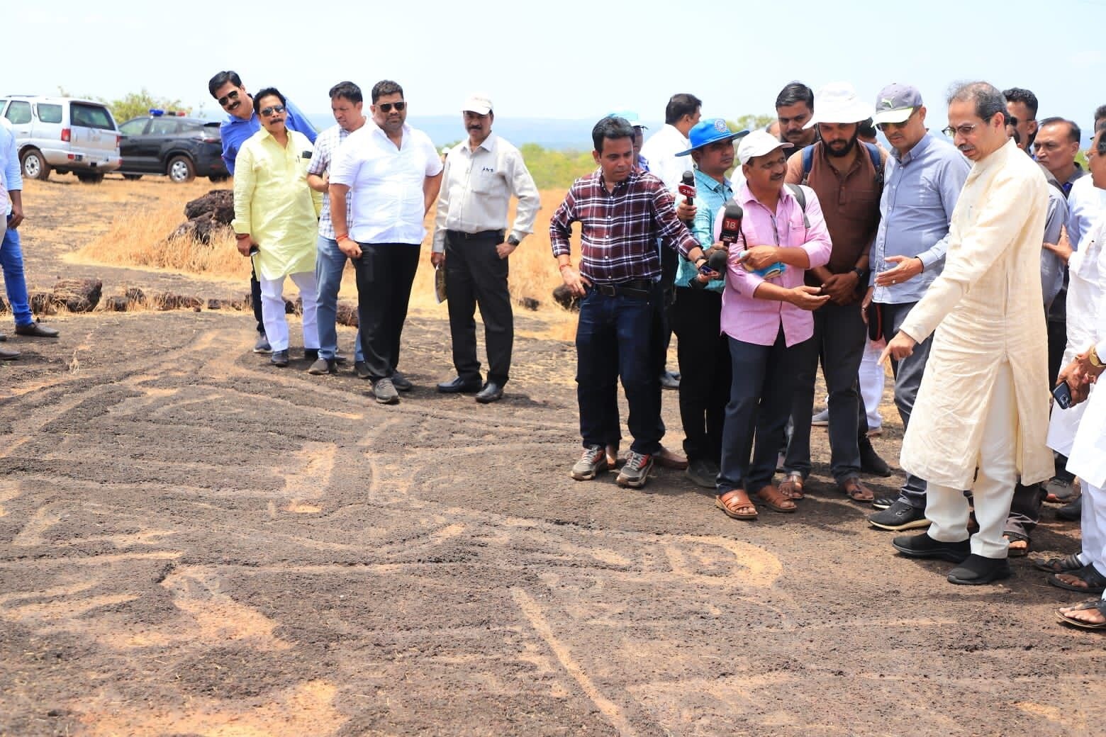 Uddhav Thackeray at Barsu (9)