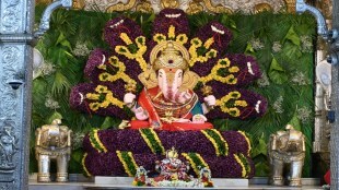 Floral decoration Dagdusheth Ganapati