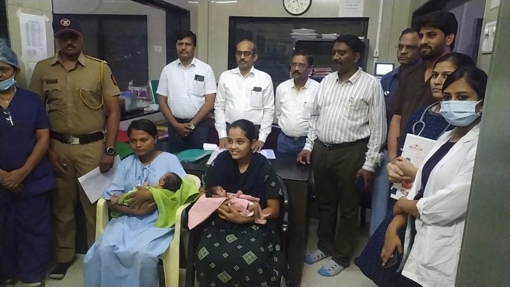 baby given to mother nashik