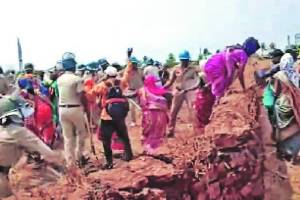 protest against refinery project in konkan