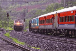 mumbai nagpur sevagram express cancelled non interlocking work