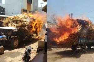 tractor fire khandbara market nandurbar