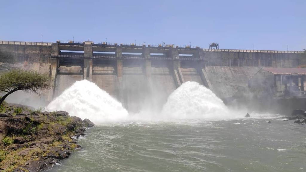 karanjwan dam, Manmad, water scarcity, heat, summer