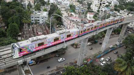 strange theft in pune metro