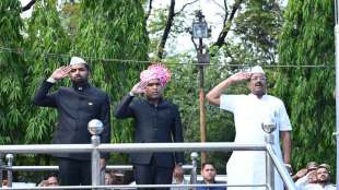 sudhir mungantiwar attend flag hoisting ceremony on occasion of 63rd maharashtra day at police headquarters