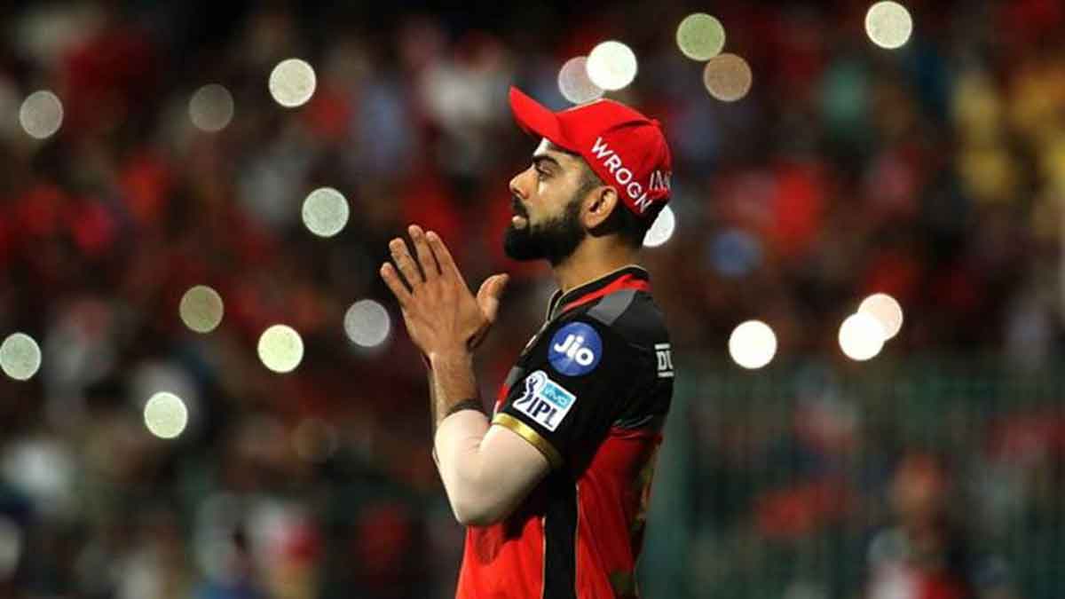 virat kohli reaction after hitting century