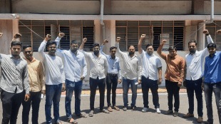 Yuva Sena protest Corona Dhule