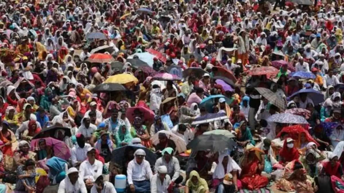 त्यानंतरही काहीच कृती न झाल्याने अखेर नाईलाजास्तव पनवेल कोर्टात धाव घ्यावी लागली - धनंजय शिंदे