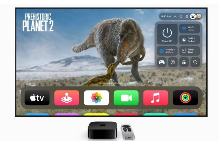 Apple ने tvOS 17 अपडेटची घोषणा केली आहे. एक मोठे फिचर फेसटाईम आता Apple टीव्हीवर येणार आहे. नवीन FaceTime अ‍ॅप तुमच्या मोठ्या स्क्रीन टीव्हीवर व्हिडिओ कॉल आणण्यासाठी तुमचा iPhone किंवा iPad कॅमेरा वापरतो. (Image Credit-Apple)