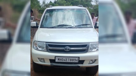 Armed robbery from Reliance Jewels shop in Sangli