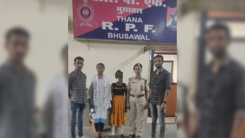Children rescued by the Railway Security Force